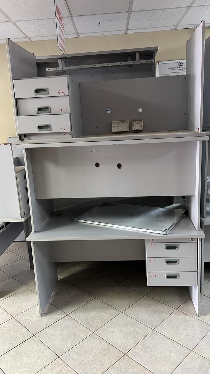 3 Single pedestal desks