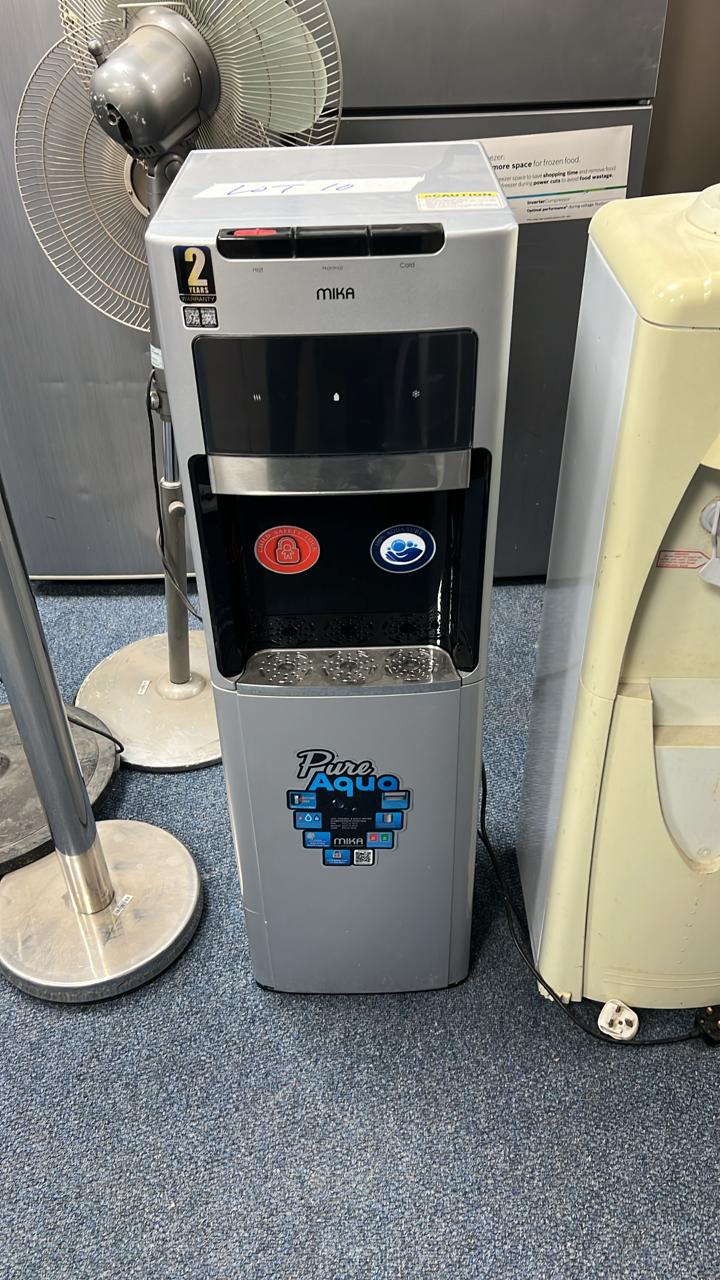 Mika water dispenser